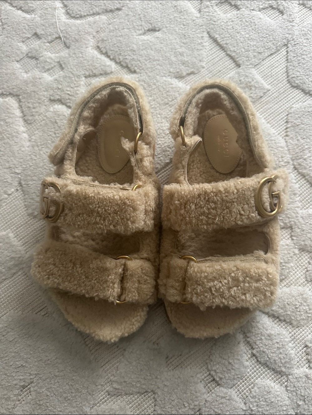 Gucci Marmont sherpa dad sandals in beige size 36